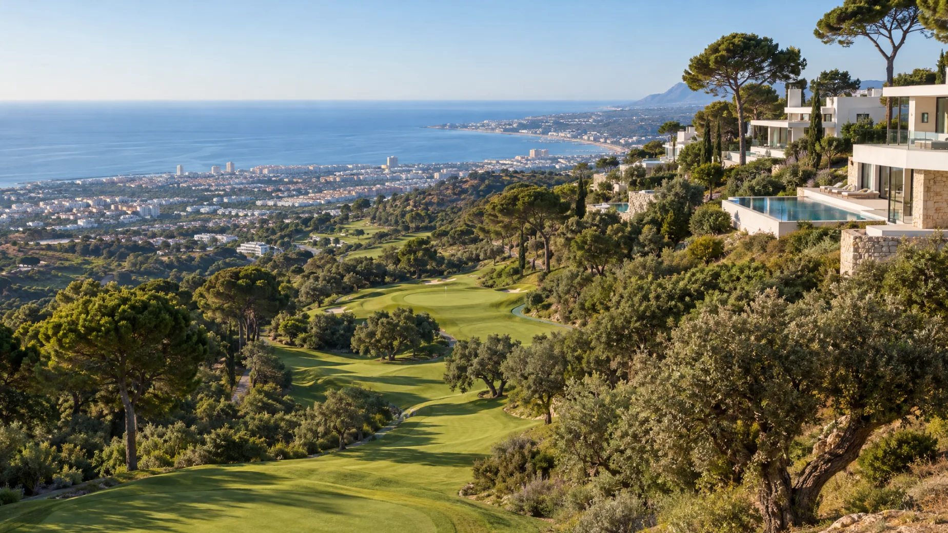 Properties for sale at La Quinta Golf: modern homes above the fairways in Benahavís with Marbella and the sea below