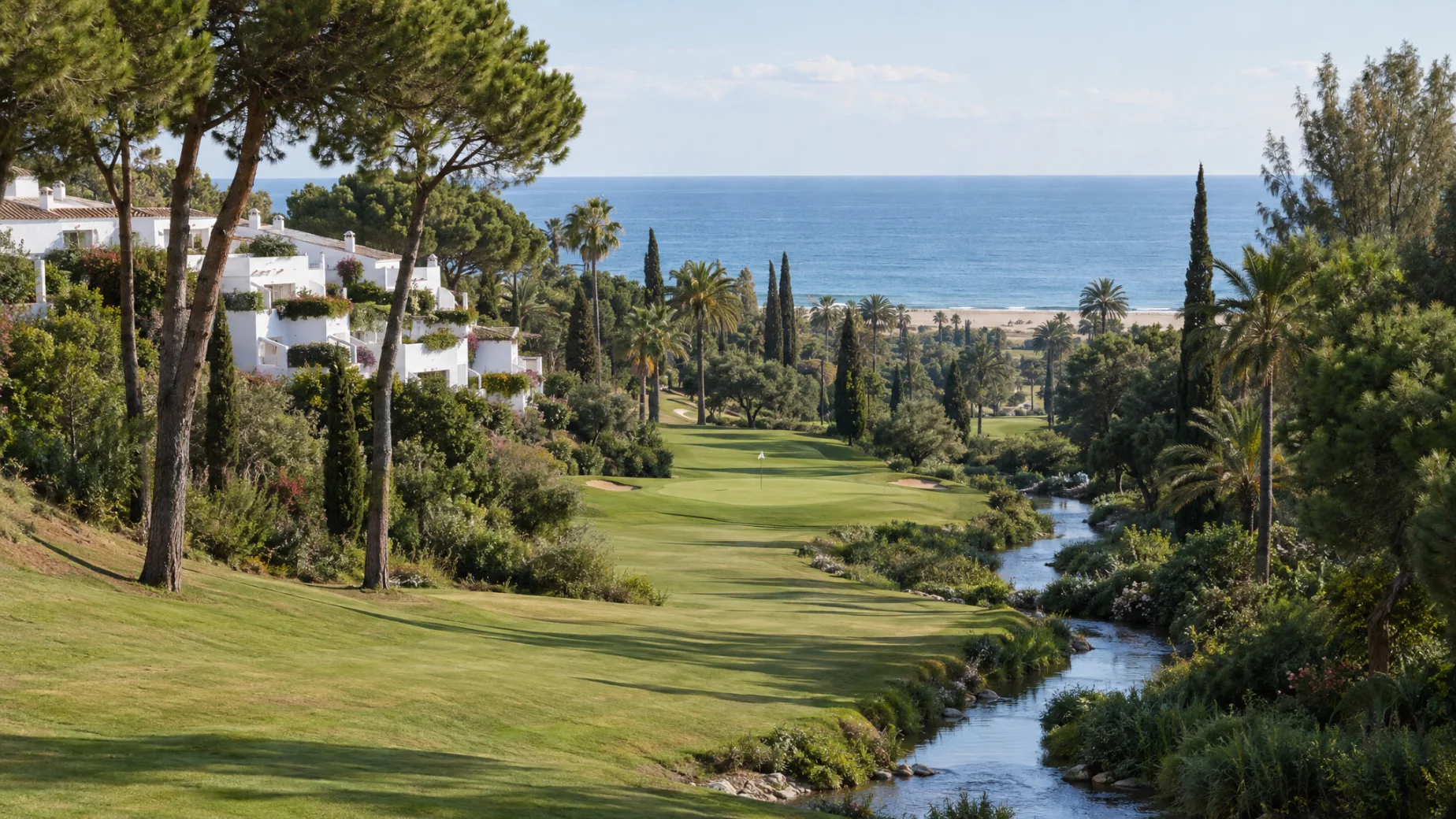 Properties for sale at Río Real Golf: new apartments beside fairways that run down to the beach east of Marbella
