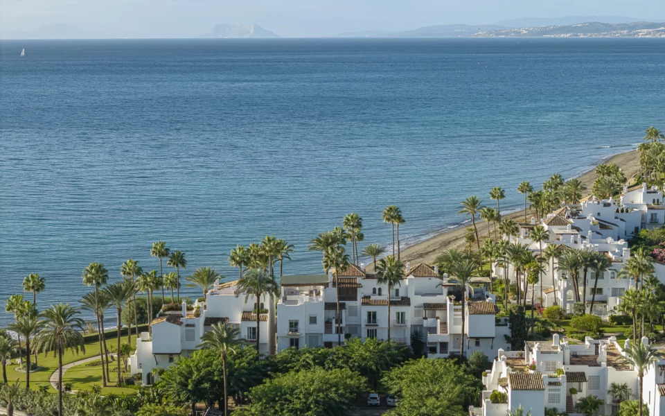 Alcazaba Beach - Image 7