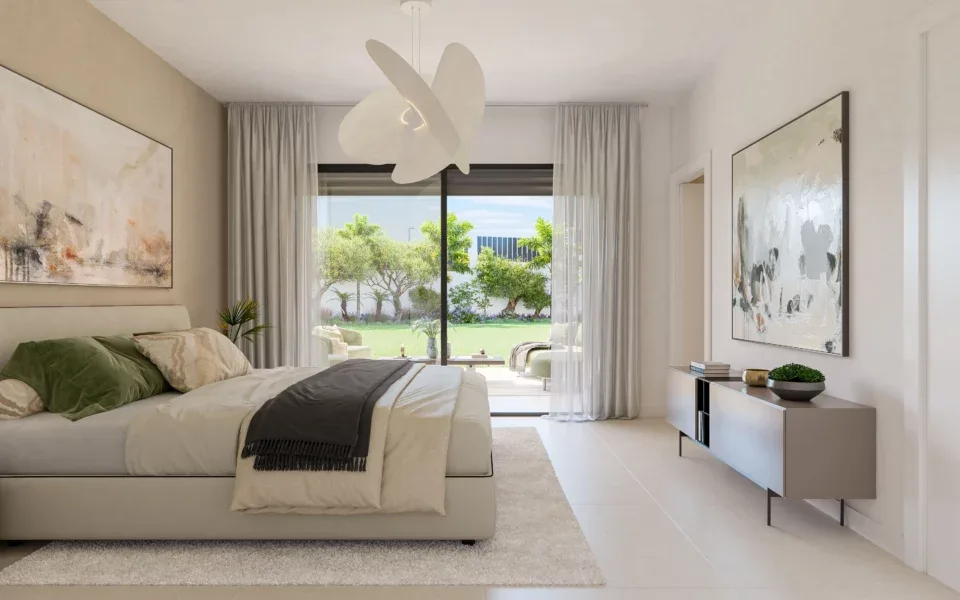 Apron Estepona - Image 1