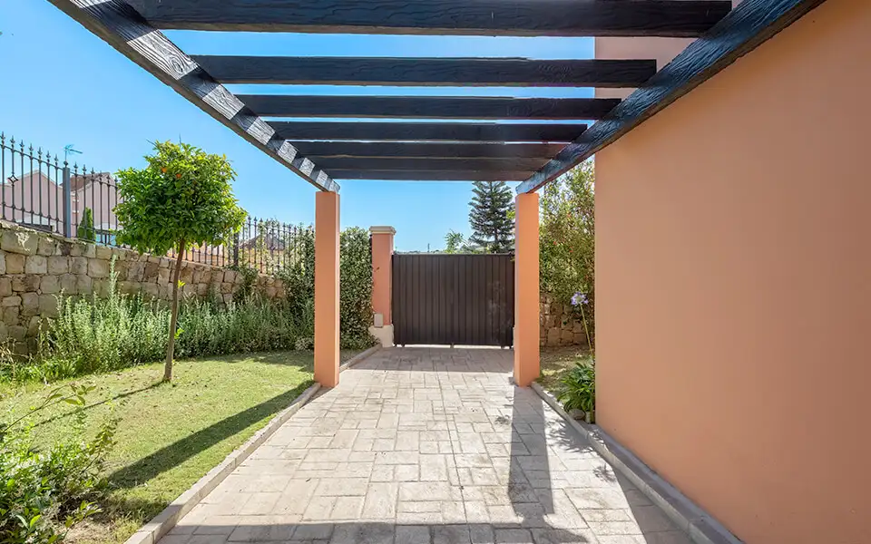 Azata Golf Villas - Image 14