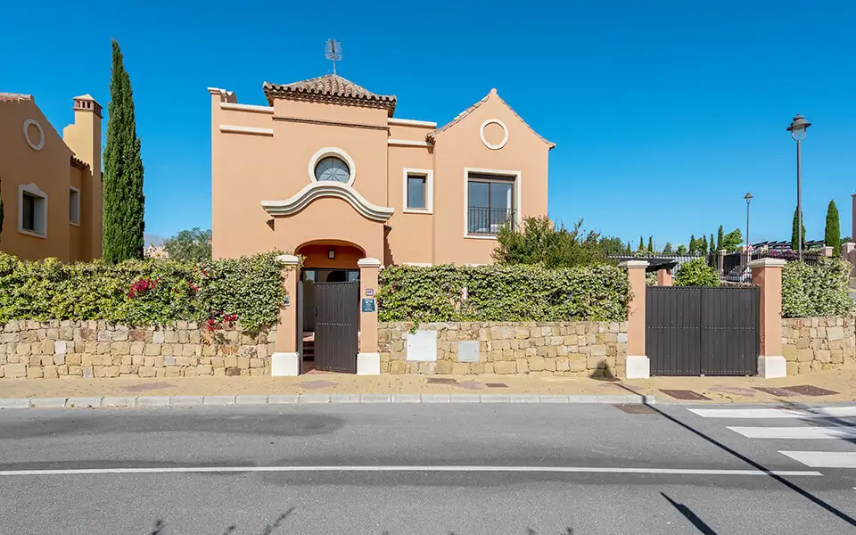 Azata Golf Villas - Image 16