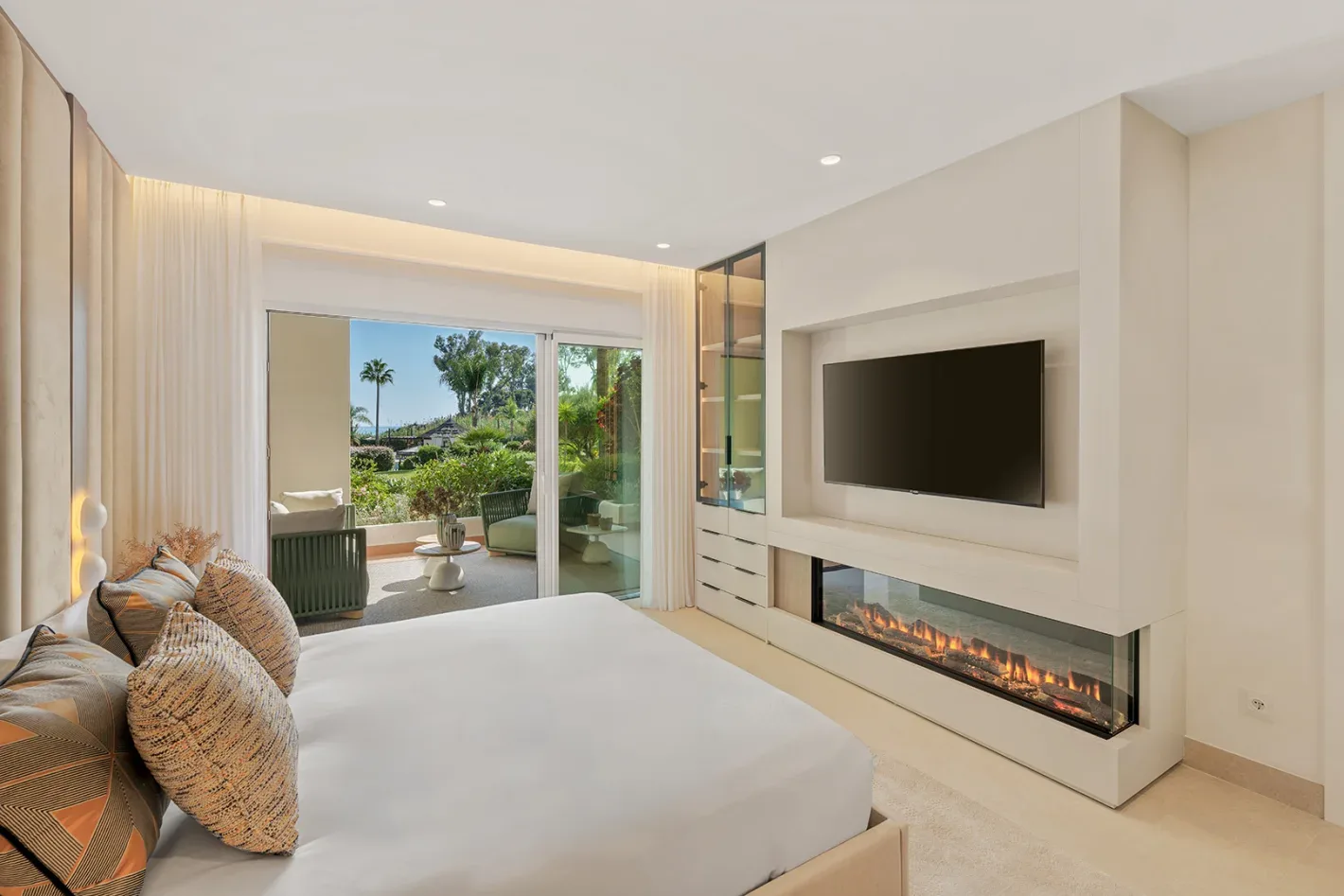 Bahía del Velerín Garden Apartment - Image 10