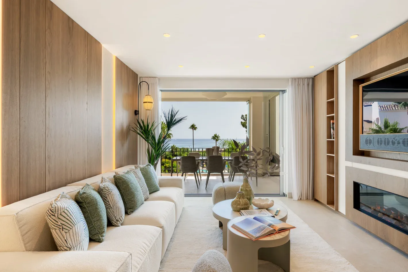 Bahía del Velerín Sea-View Apartment - Image 10