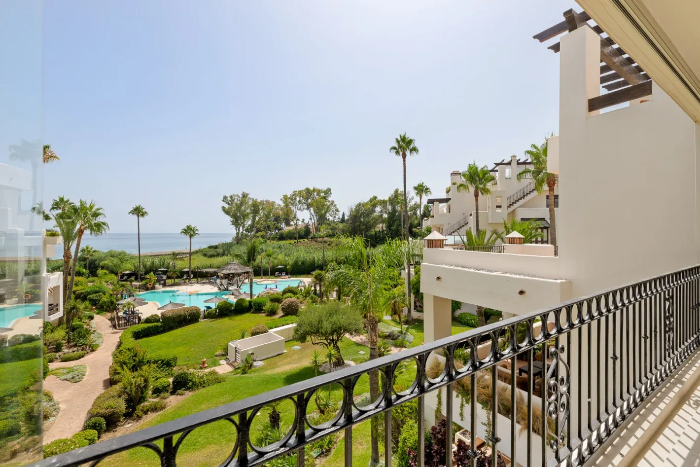 Bahía del Velerín Sea-View Apartment - Image 3