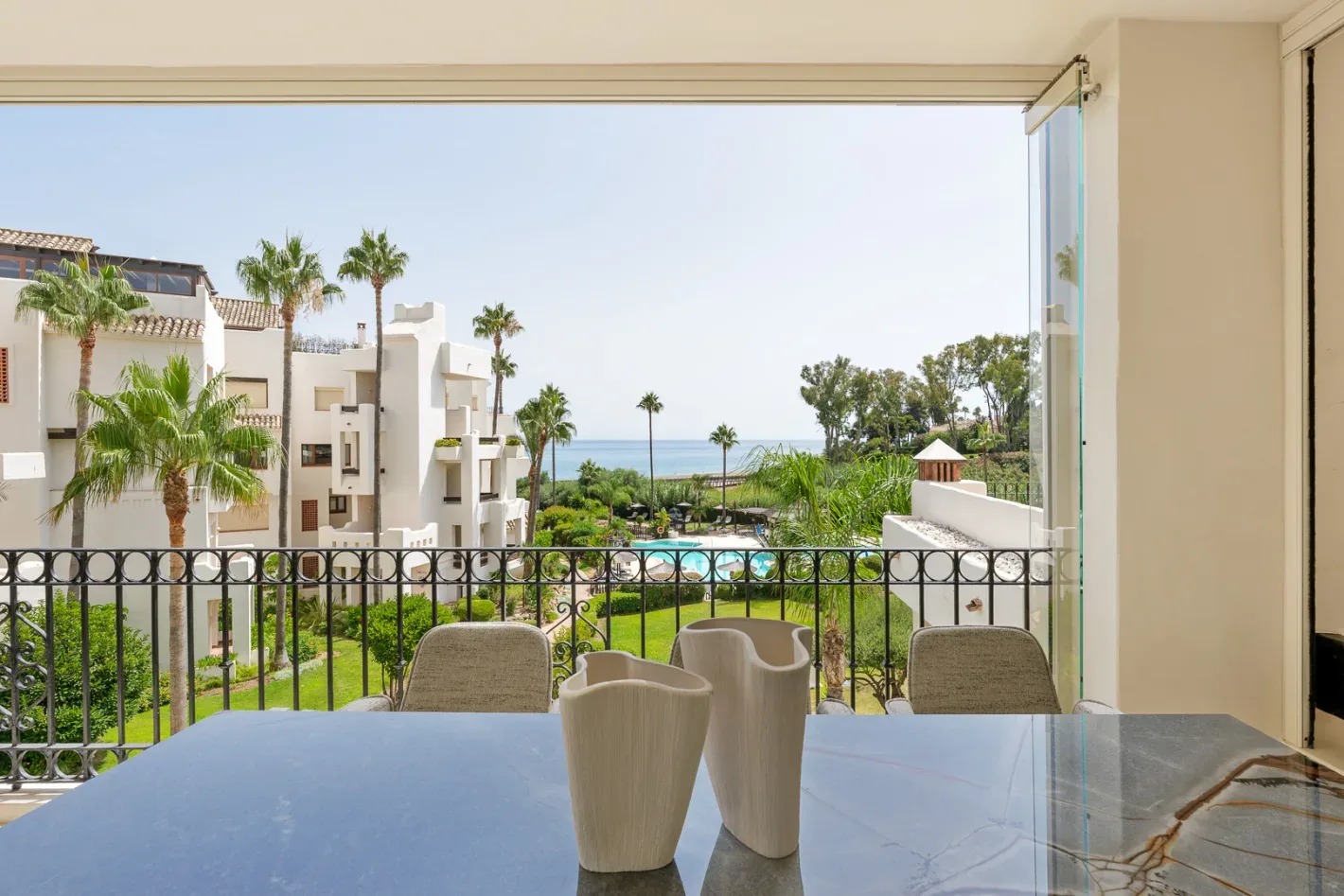Bahía del Velerín Sea-View Apartment - Image 5