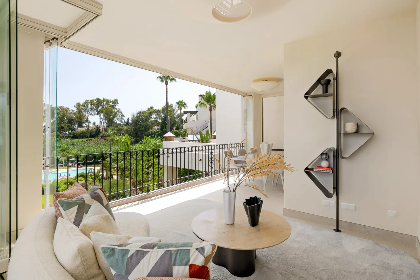 Bahía del Velerín Sea-View Apartment - Image 6