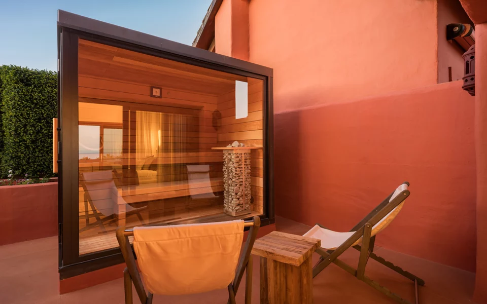 Beachfront Penthouse - Image 16
