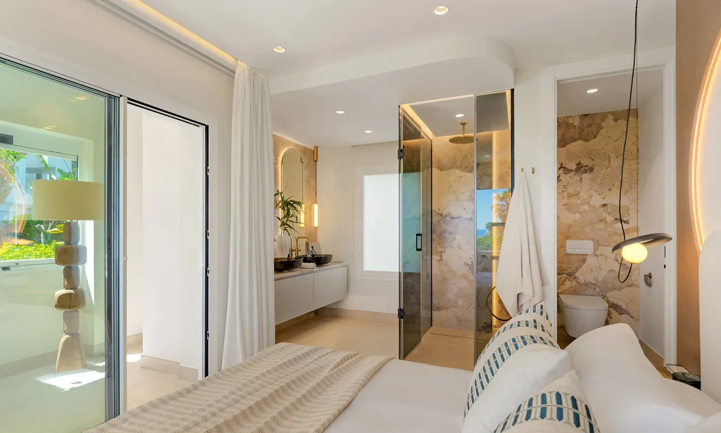 Costalita Beachfront Apartment - Image 19