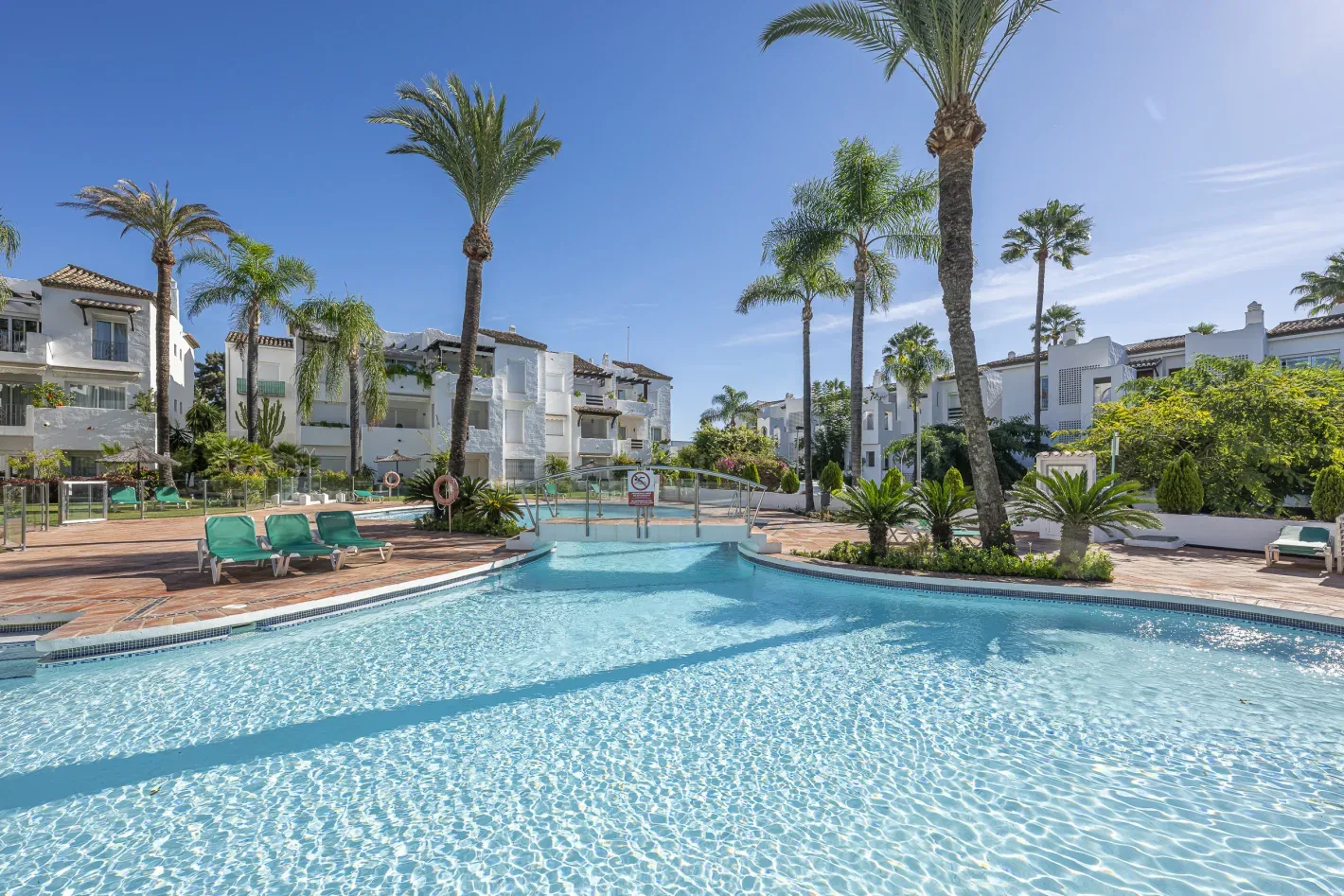 Costalita Beachfront Apartment - Image 35