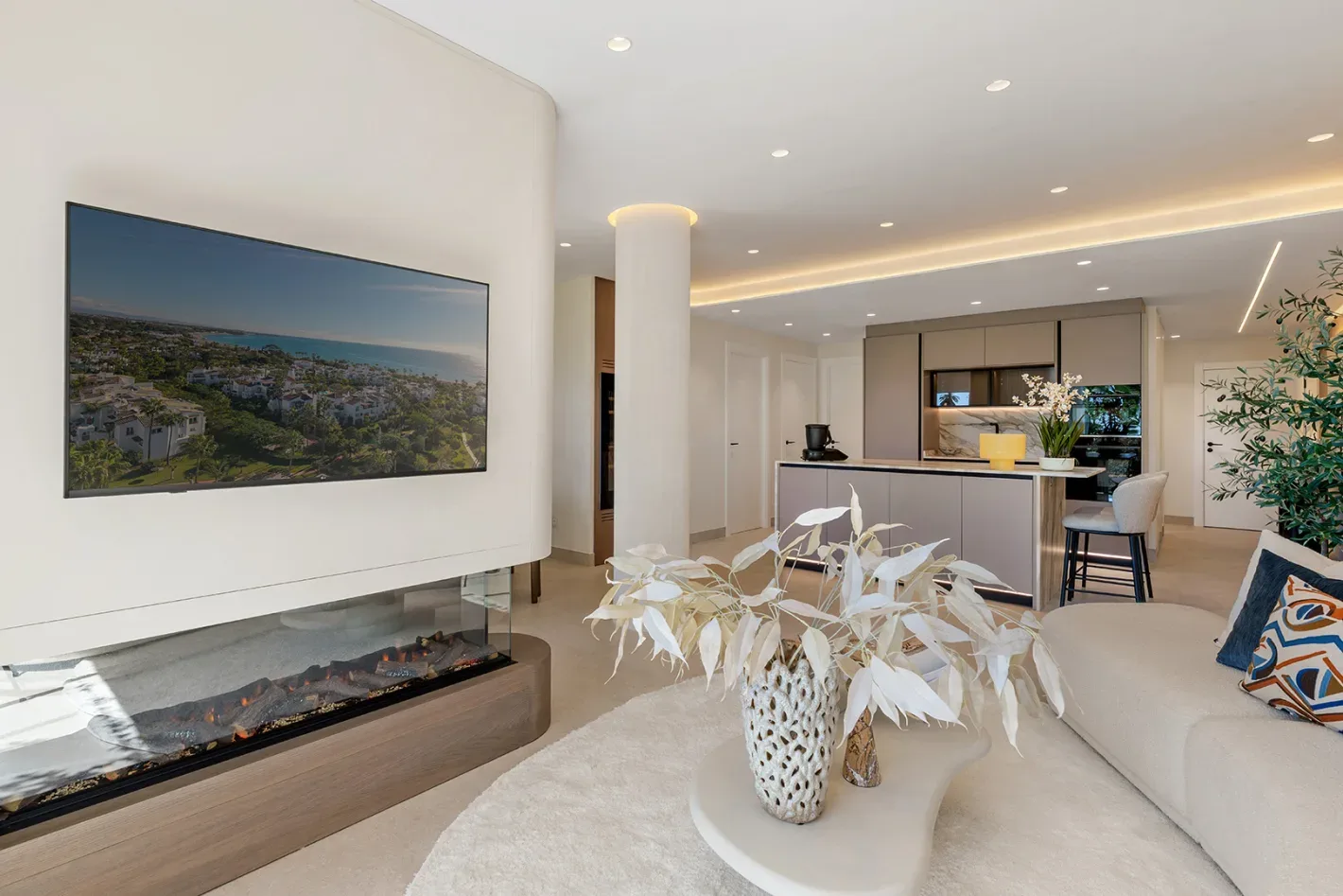 Costalita Beachfront Apartment - Image 8