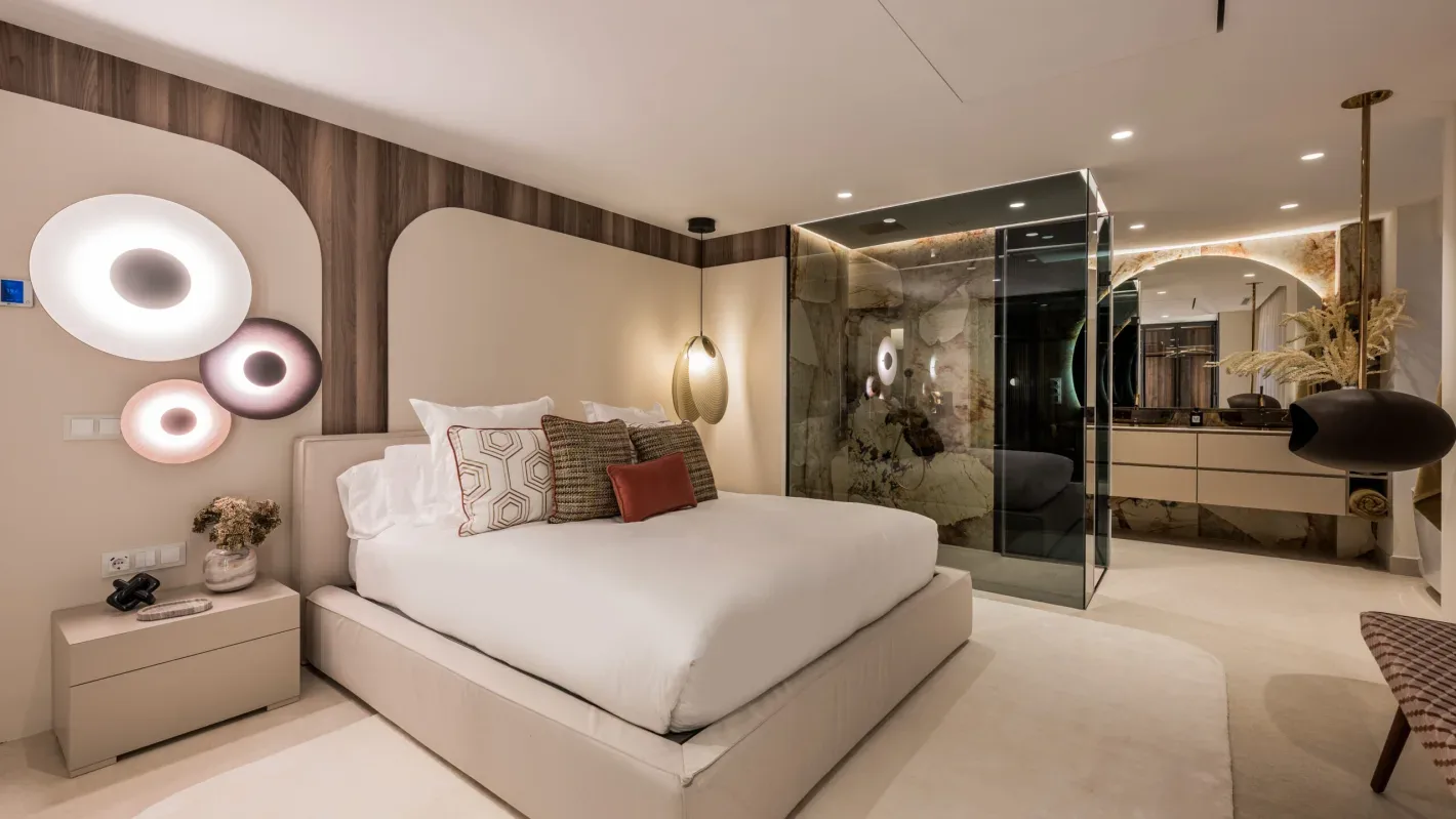 Los Monteros Palm Beach Apartment - Image 11