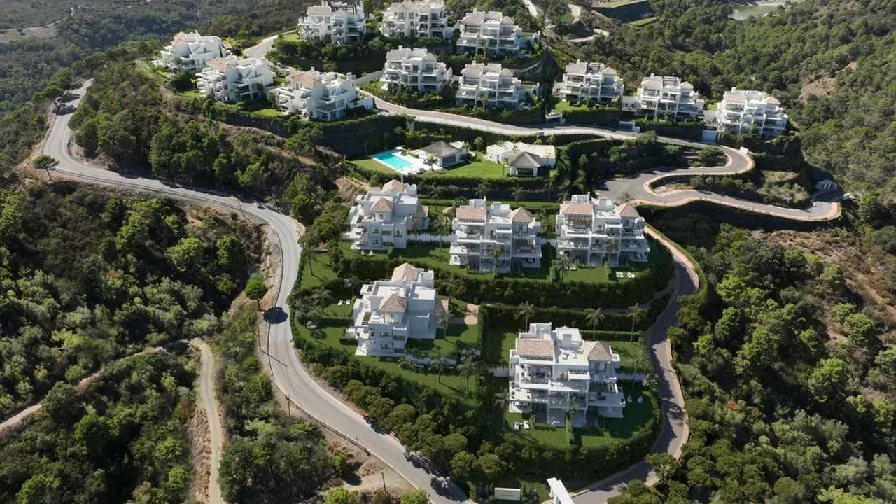 Marbella Club Hills Phase II - Image 13