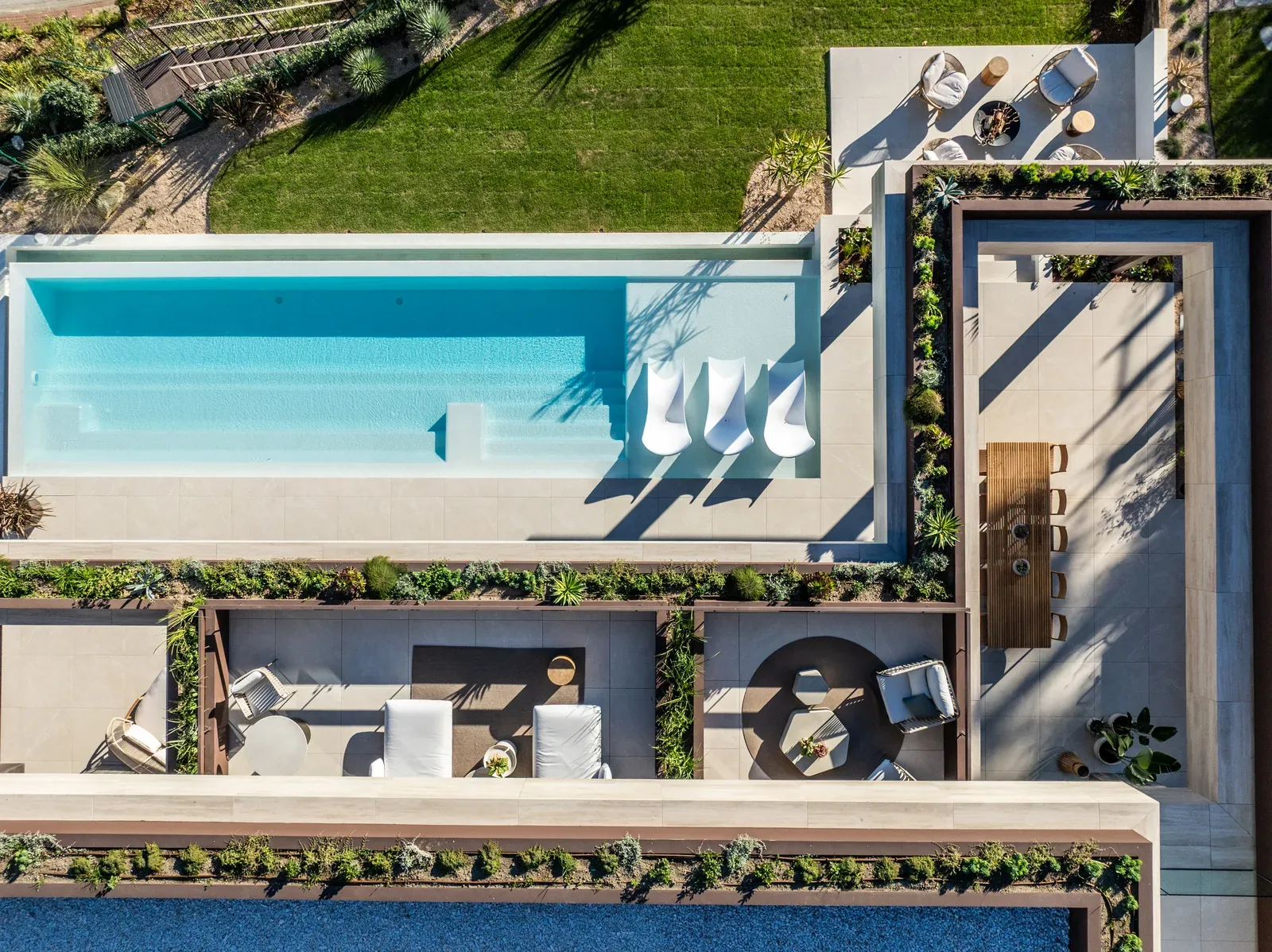 Frontline-golf villas above the bay of Marbella