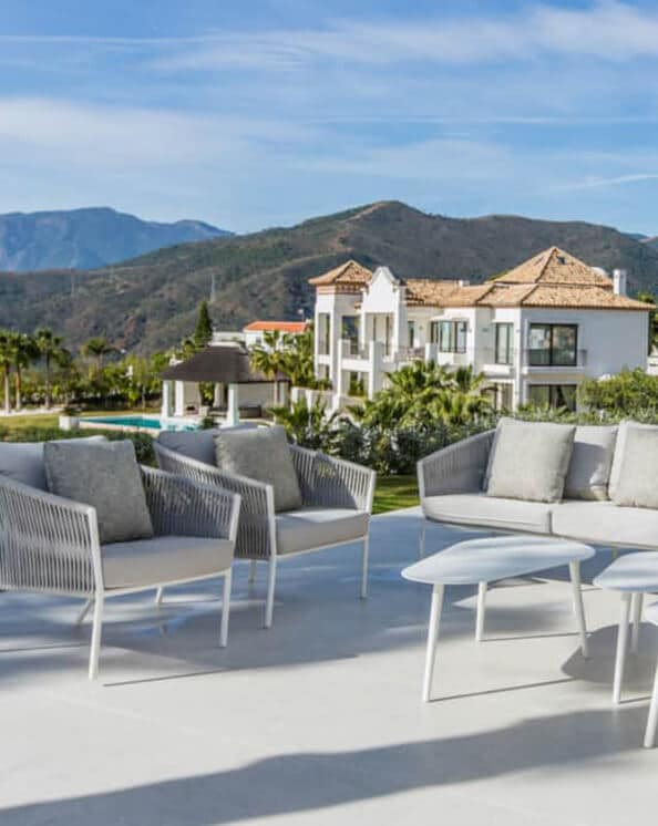 newEstepona_Villa-Eagle-Abantos-Hills_Location