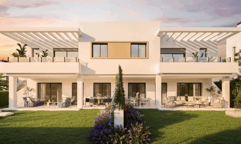 Apron Estepona
